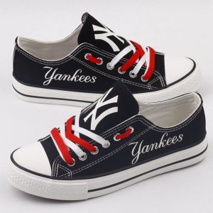 New York Yankees MLB Baseball 2 Gift For Fans Low Top Custom Canvas Shoes