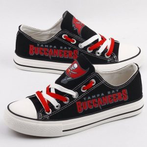 Tampa Bay Buccaneers NFL Football 2 Gift For Fans Low Top Custom Canvas Shoes