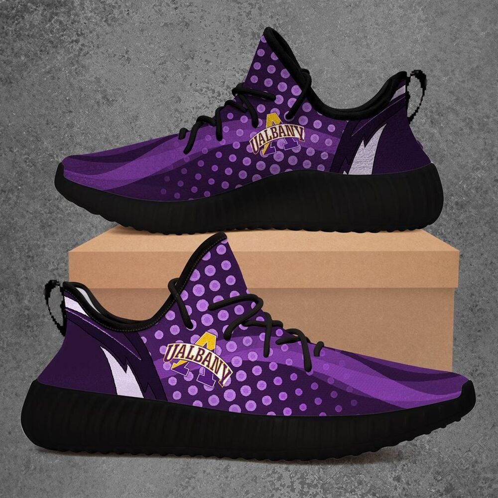 Yeezy Shoes