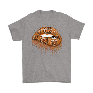 Biting Glossy Lips Sexy Cincinnati Bengals Football Unisex T-Shirt Kid T-Shirt LTS1782