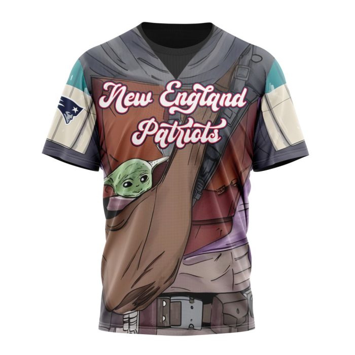 Personalized NFL New England Patriots Specialized Mandalorian And Baby Yoda Unisex Tshirt TS3477