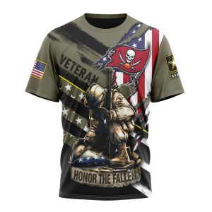 Personalized NFL Tampa Bay Buccaneers Honor Veterans Kneeling Soldier Unisex Tshirt TS3625