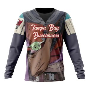 Personalized NFL Tampa Bay Buccaneers Specialized Mandalorian And Baby Yoda Unisex Sweatshirt SWS919