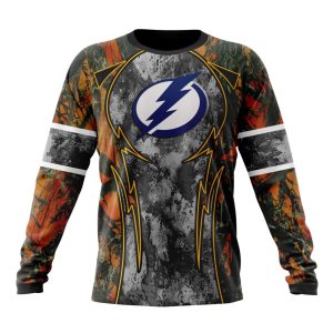 Personalized NHL Tampa Bay Lightning With Camo Concepts For Hungting In Forest Unisex Sweatshirt SWS3435