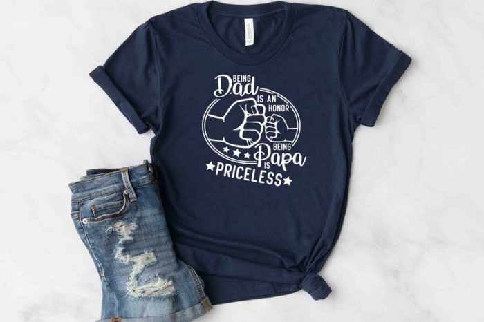 Being Grandpa Is An Honor Being Papa Is Priceless T-Shirt Gift Dads T Shirt Grandpas T-Shirt Gift For Son