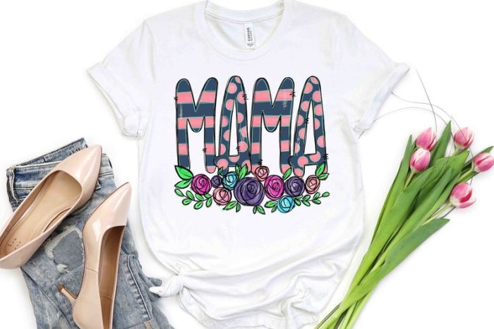 Mama Flower Smiley Shirt Floral Print Retro Shirts Spring Wildflower Mom Tee Daisy Smiley Tee Mom Mode All Day Tee