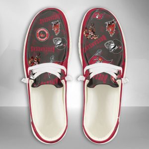 NFL Tampa Bay Buccaneers Hey Dude Shoes Wally Lace Up Loafers Moccasin Slippers HDS2566