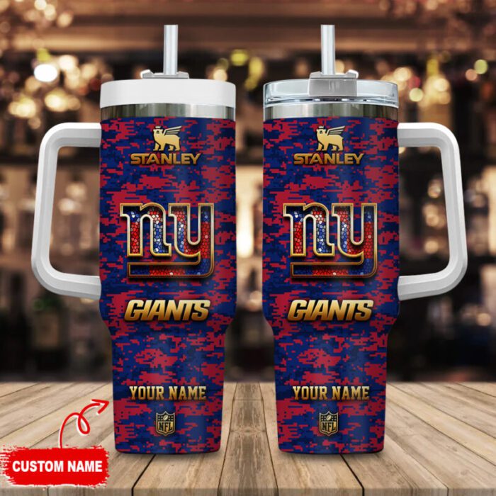 New York Giants Personalized NFL Camouflage Golden Logo 40oz Stanley Tumbler STT2560