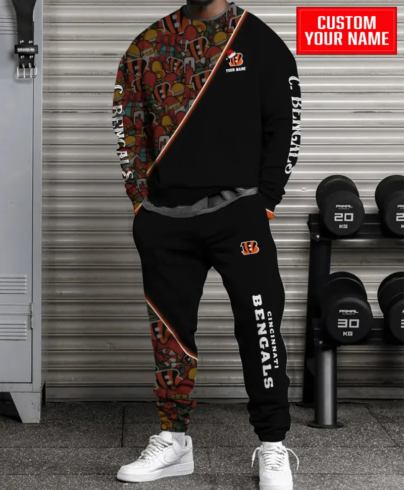 Cincinnati Bengals Personalized NFL Christmas Pattern Unisex Combo Sweater And Sweatpants - Black CHS1038